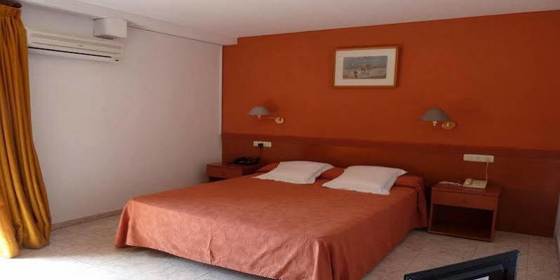 San Martin Hotel Алтафула Екстериор снимка